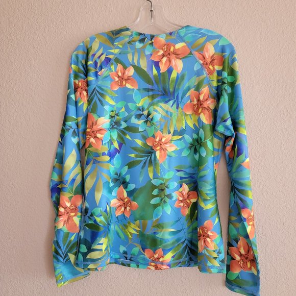 Hurley Ladies' Quarter Zip Rashguard NWT - Picture 3 of 4